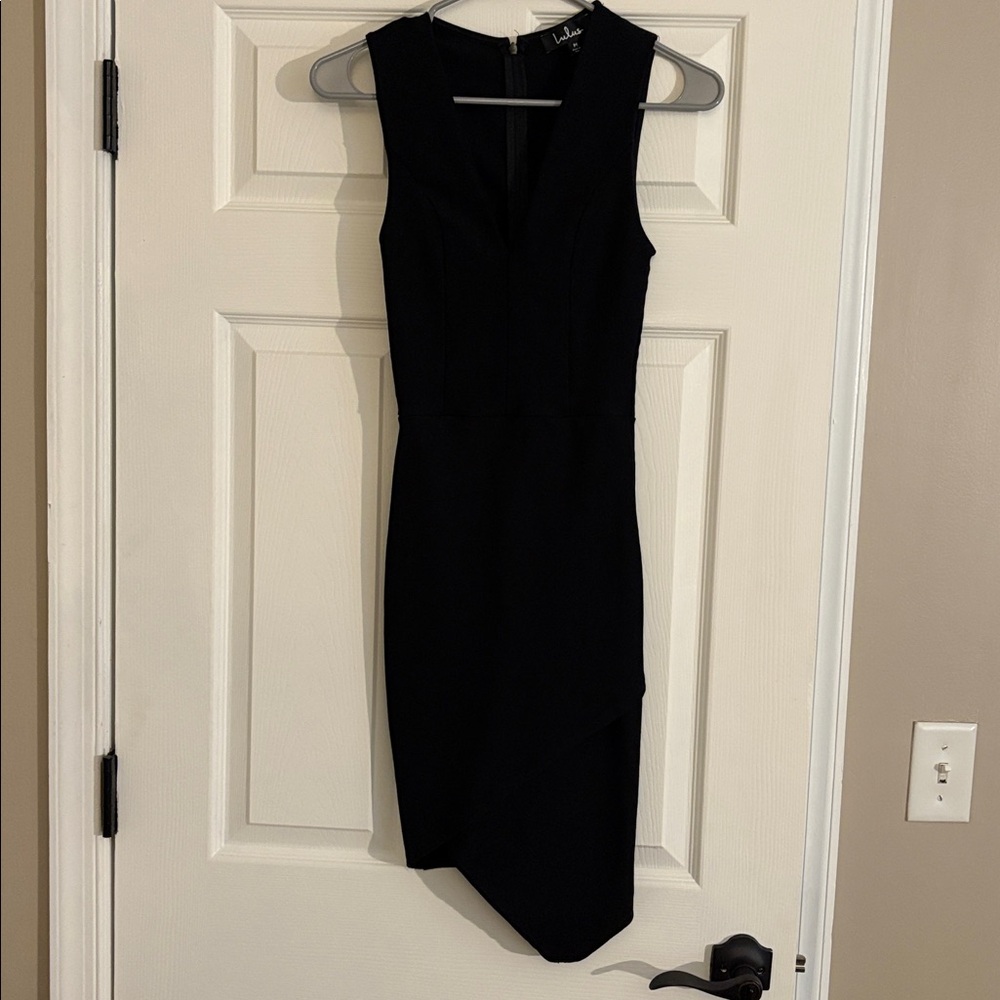 Lulu's Black Midi Dress